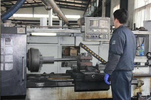 注塑（sù）模具製造滑塊彎銷式側向分型抽芯（xīn）機構