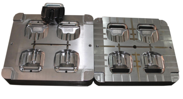 深（shēn）圳塑膠模具廠工程管理如何（hé）降低模具綜合成本