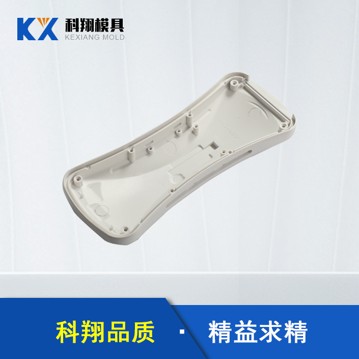 塑膠模具模頭十（shí）分（fèn）重（chóng）要，注塑模具模頭應該怎麽安裝（zhuāng）？